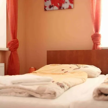Cerny Kocour Apart Hotel Sarovy Zewnętrze zdjęcie